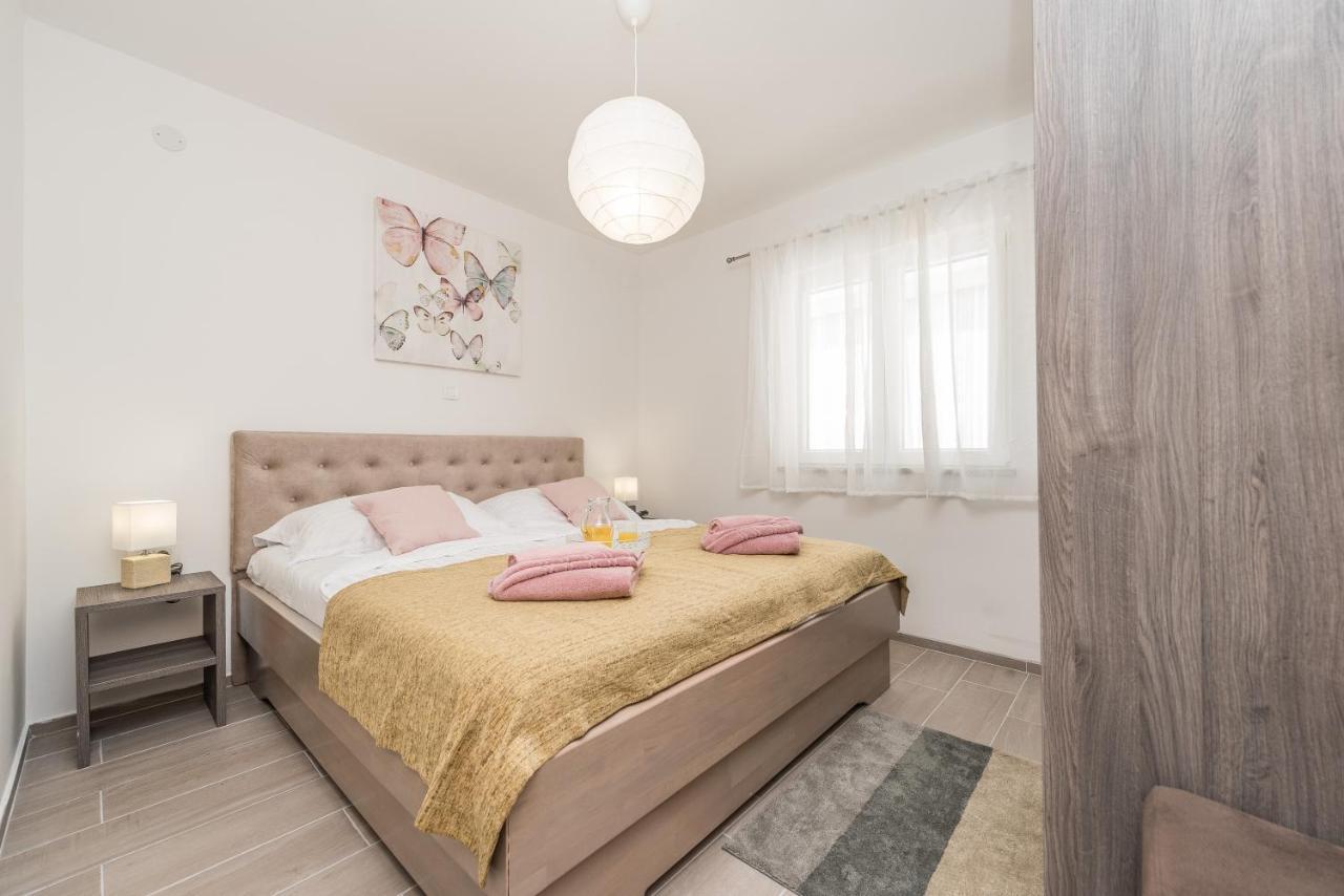 Villa Family Sukosan, Zadar Экстерьер фото