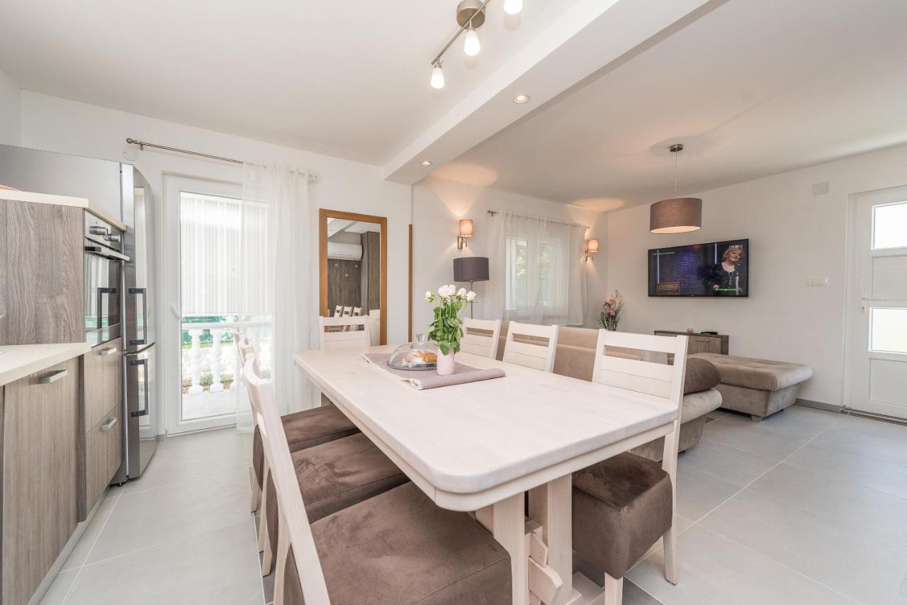 Villa Family Sukosan, Zadar Экстерьер фото